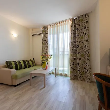 ❤1 Bedroom W Kitchen&pool View ❤cz❤ Lägenhet *